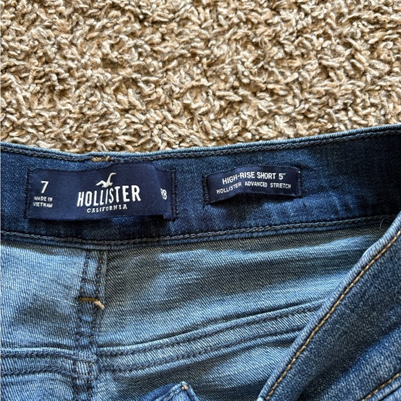Hollister High-Rise Denim Shorts - Medium and Dark Blue - Picture 2 of 7